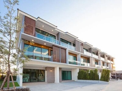 ให้เช่าทาวโฮม3ชั้นย่านลาดพร้าวบางกระปิใกล้MRTบางกะปิ  ให้เช่าทาวโฮม3ชั้นย่านลาดพร้าวบางกระปิใกล้MRTบางกะปิ