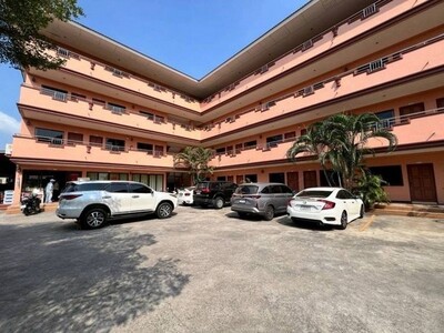 ขายกิจการอพาร์ทเม้น อ่าวอุม ศรีราชา ทำเลดี ใกล้ทะเล  ขายกิจการอพาร์ทเม้น อ่าวอุม ศรีราชา ทำเลดี ใกล้ทะเล