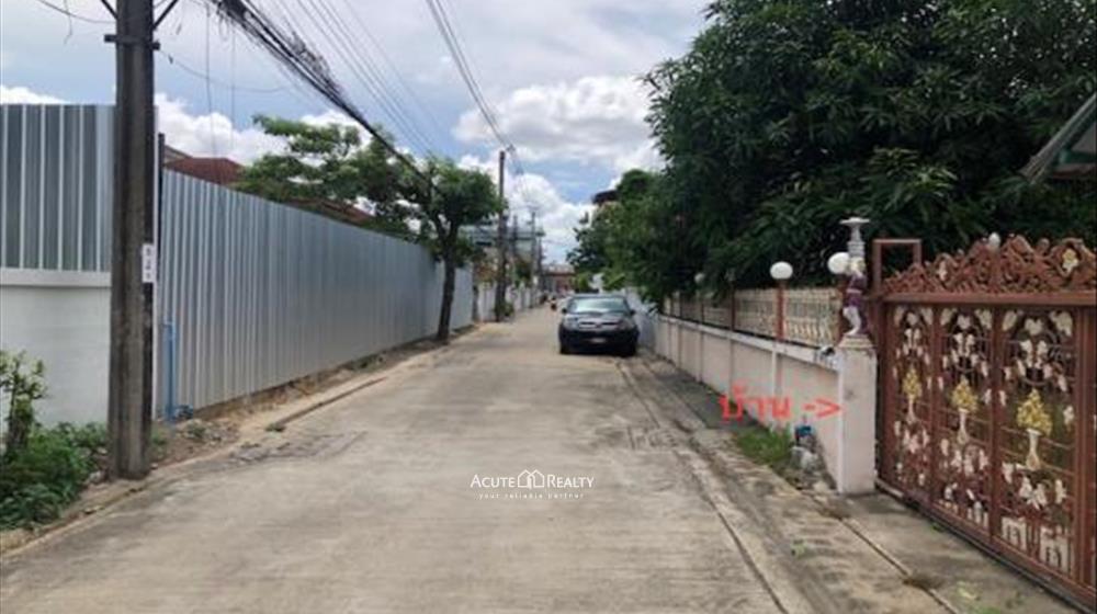 ขายที่ดินพร้อมบ้าน ตลาดเสรีมาร์เก็ต สาขาเดอะไนน์ พระราม9 