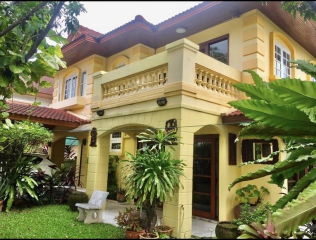 ให้เช่่าบ้านเดี่ยว ใกล้ รร.นานาชาติ ISBพร้อมอยู่ แจ้งวัฒนะ28 ติดต่อ อรัชพร 0814888799