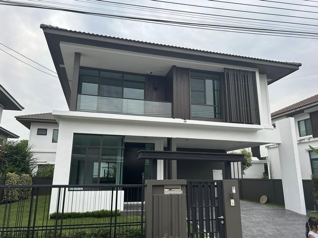 ขายบ้านเดี่ยว 2 ชั้น 56 ตรว. 3 ห้องนอน โครงการมัณฑนา รามอินทรา-วงแหวน ถ.กาญจนาภิเษก ใกล้แฟชั่นไอแลนด์