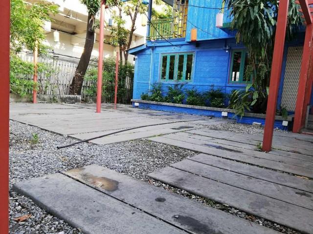 ให้เช่าบ้านเดี่ยวใจกลางเอกมัย ใกล้ BTS เอกมัย เนื้อที่ดิน 300 ตรว. พื้นที่รวม​ทั้งหมด​ 1,200​ ตร.ม. จอดรถโดยรวมประมาณ 10-12 คัน 