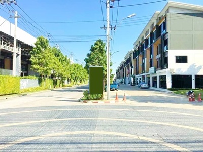 บางนา-กิ่งแก้ว  โฮมโปร สุวรรณภูมิ 1 กม. อาคาร 4ชั้น ฟังก์ชัน 4นอน