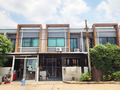ขายทาวน์เฮ้าส์  หมู่บ้านเปี่ยมสุข เอสเกต แจ้งวัฒนะ-กาญจนาภิเษก 