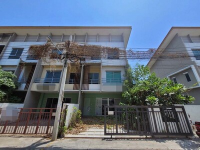 ขายทาวน์เฮ้าส์   หมู่บ้านเทมโปทาวน์ รัตนาธิเบศร์-ไทรม้า นนทบุรี