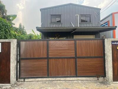 ให้เช่าโกดัง ออฟฟิศ2ชั้น โชคชัย4 สตรีวิทยา2 เหมาะทำออฟฟิศ เก็บสิน