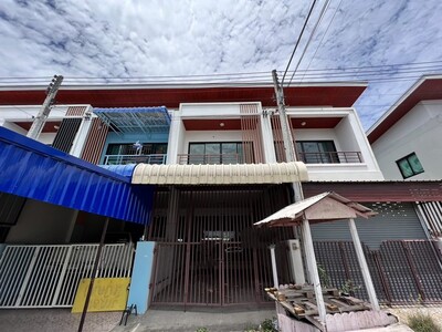  ขาย ทาวน์โฮม โครงการ เมืองใหม่ @อมตะ  