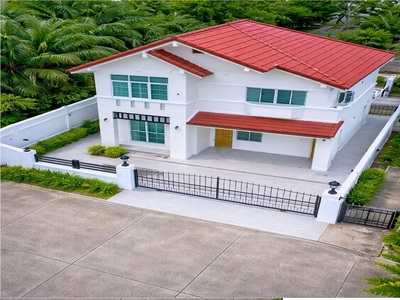  เจพาร์ค ศรีราชา 500 ม. บ้านหลังมุม สภาพสวย ศรีราชาะนิคมอุตสาหกรร