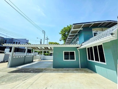 บ้าน 4นอน 3 น้ำ จตุจักร 385 ถนนรัชดา  MRT บางซื่อ 900ม. 100ตร.ว. 