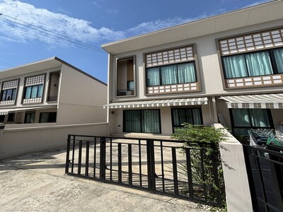 ให้เช่าทาวน์โฮม 3 นอน เรซิโอ โฮม รามอินทรา-จตุโชติ หลังมุม ใกล้ทา