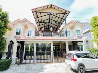 บ้านแฝด 2 ชั้น เมลิโซ่ พาร์ค ศรีนครินทร์ - หนามแดง ขาย 2 หลัง