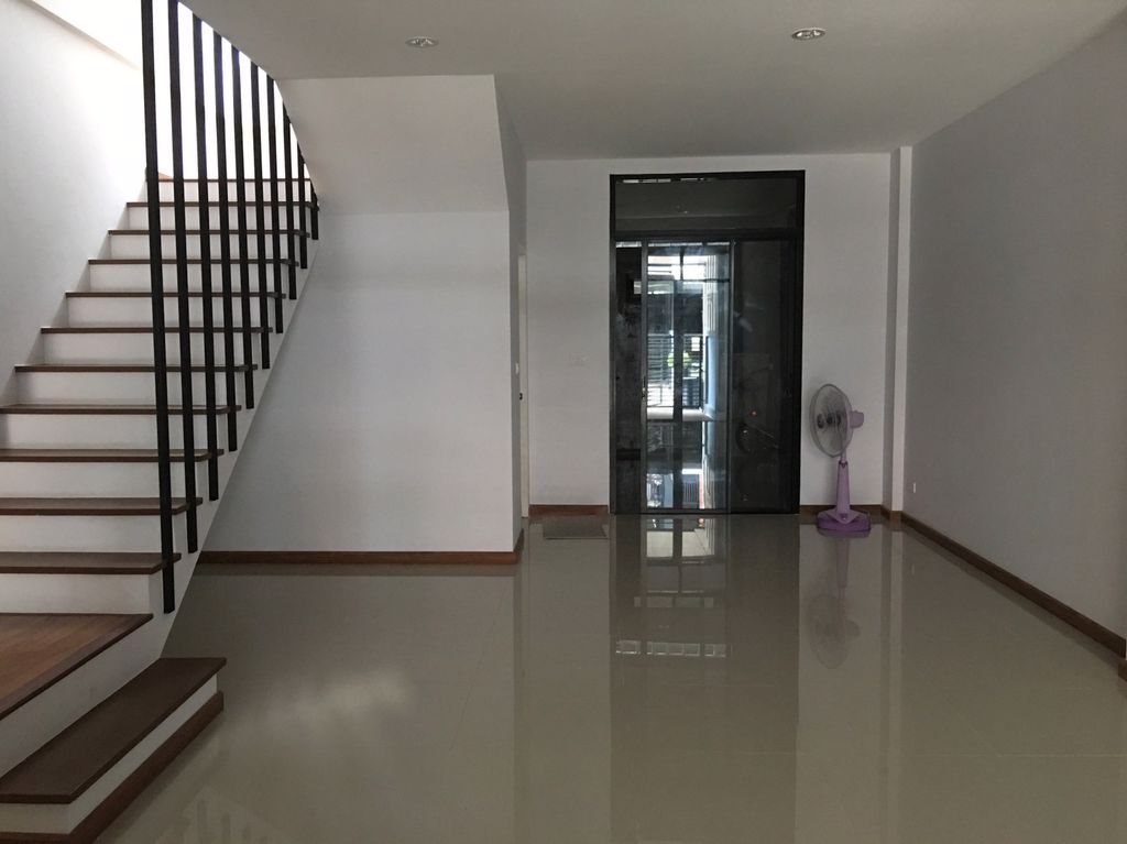 ขายทาวน์โฮม เฮ้าส์ 35 (Haus 35) แจ้งวัฒนะ ทำเลดี ซอยปากเกร็ด-แจ้งวัฒนะ 35 นนทบุรี  