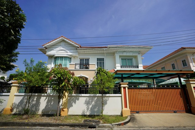 ขายบ้านเดี่ยว 2 ชั้น บ้านเดี่ยว เพอร์เฟค มาสเตอร์พีซ รัตนาธิเบศร์ ขนาด 125.2 ตร.วา แบบบ้าน เอกธาดา บ้านตัวอย่างหลังมุม มีเรือนรับรอง