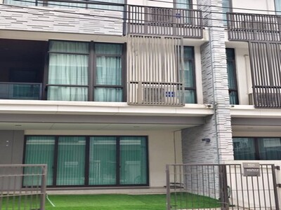 ให้เช่าทาวโฮม 3ชั้น  Plex บางนา  บางนากม.5  ติดถนนใหญ่บางนา-ตราด 