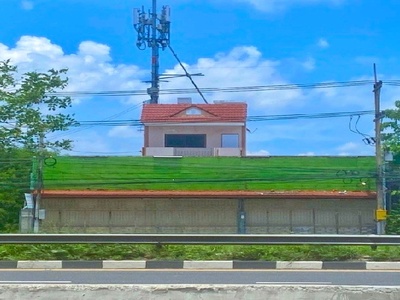 รร.สวนกุหลาบ สระบุรี 1.7 กม.โรบินสัน .อาคาร 3 ชั้น โกดัง .402ตร.ม