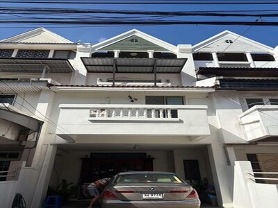 ให้เช่าโฮมออฟฟิศ 4 ชั้น ใกล้สถานีรถไฟฟ้าสายสีแดง วัดเสมียนนารี