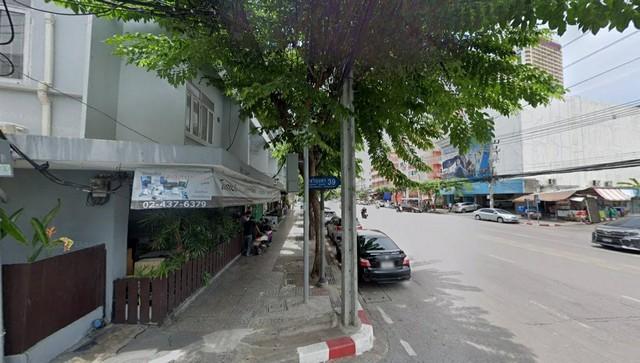 ขาย ที่ดินพร้อมบ้านไม้ ย่านเจริญนคร 39 ใจกลางเมือง เนื้อที่ 56 ตารางวา ใกล้ห้างสรรพสินค้า ไอคอน สยาม