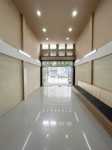 ให้เช่าอาคารพาณิชย์ 4.5 ชั้น ทำเลสามแยกบางใหญ่ ซอยวัดเสาธงหิน