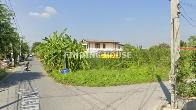 ขายที่ดินเปล่า 160 ตร.ว. คู้บอน 31 รามอินทรา กม.8  คันนายาว กทม. ใกล้สถานีตำรวจนครบาลคันนายาว และถนนคู่ขนานกาญจนาภิเษก ทำเลดีมาก 