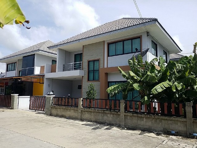 ขายบ้านแฝด โครงการโชติกา พลัส อ.พานทอง จ.ชลบุรี PSC00479