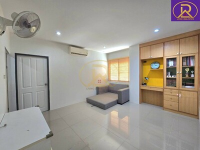 ขายคอนโดสยามซิตี้ ใกล้โรบินสันบ่อวิน ห้องมุม  ศรีราชา จ.ชลบุรี