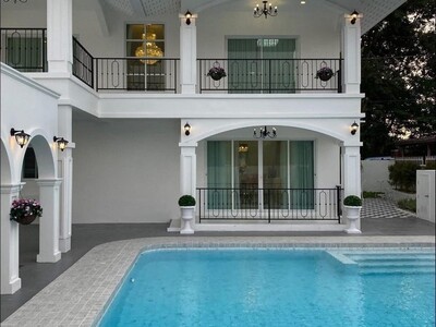 บ้านพูลวิลล่าพัทยาใกล้ Terminal 21 Pattaya บ้านพูลวิลล่าพัทยาใกล้ Terminal 21 Pattaya