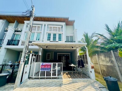 ขายด่วนบ้าน ทำเลทอง ใกล้สาทร ขายด่วนบ้าน ทำเลทอง ใกล้สาทร