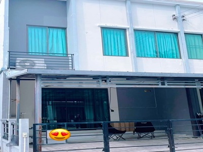 ทาวน์โฮม 2 ชั้น 18 ตร.วา.บางกร่าง บางศรีเมือง  เดอะวอล์ค ราชพฤกษ์