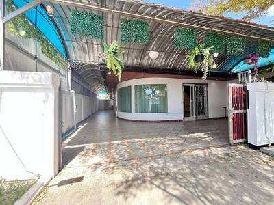 ขายบ้านเดี่ยวพร้อมอยู่ หมู่บ้าน SIAM EXECUTIVE ESTATE ขายบ้านเดี่ยวพร้อมอยู่ หมู่บ้าน SIAM EXECUTIVE ESTATE