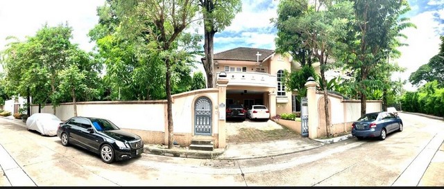 บ้าน หมู่บ้านผกามาศ 210 ตาราง.วา 4Bedroom   ทรัพย์ดี ๆ