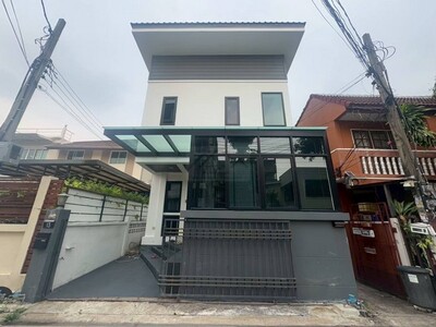 ให้เช่าบ้านเดี่ยว 2 ชั้น 4 ห้องนอน ซอยโชคชัย 4 ซอย 39 (เจ้าแม่กวน