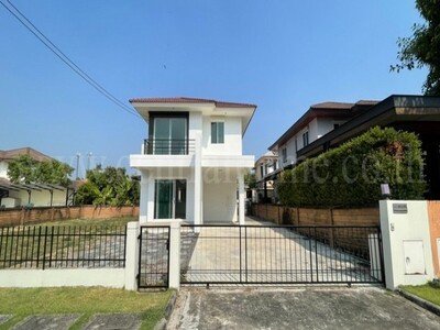 บ้านเดี่ยว ฮาบิเที​ย​ ปัญญา​อิ​น​ท​รา​ 1 พื้นที่กว้าง พร้อมอยู่