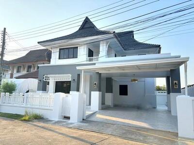 ขายบ้าน 2 ชั้น อารีน่าการ์เดนท์ เสรีไทย3 รีโนเวทใหม่ ซอยสวนสยาม 2