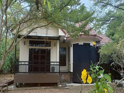 ขายบ้านเดี่ยวพร้อมที่ดิน 3 ไร่ 73 ตรว. ทำเลดี ใกล้ตลาดน้ำอัมพวา