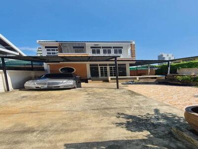 ให้เช่าบ้านเดี่ยว 2 ชั้น 50 ตรว. 3 ห้องนอน ซอยลาดพร้าว 29 ใกล้ศาล
