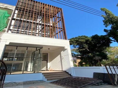 ให้เช่าโฮมออฟฟิศ 4.5ชั้น 360ตรม. สุขุมวิท62 ทำเลศักยภาพ ใกล้BTS บ