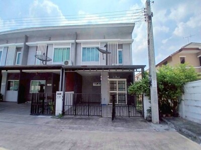 โครงการพฤกษาวิลล์ 114 รามคำแหง - ร่มเกล้า  ( หลังมุม ) ซอยร่มเกล้
