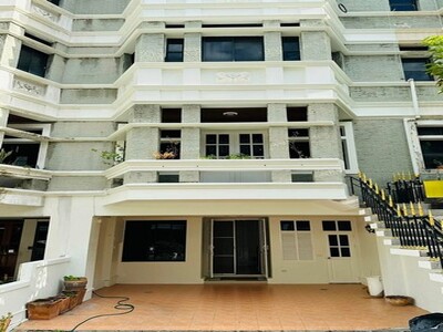 ให้เช่าทาวโฮมโครงการ  Chicha Castle - Sukhumvit 31 หลัง มศว.ประสา