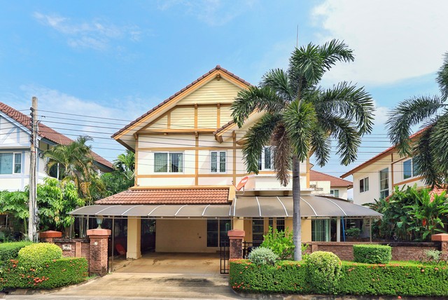 รหัส:  EA120236 sale บ้าน ลัดดารมย์ ราชพฤกษ์-ปิ่นเกล้า ใหญ่ 60 sq.wa 0 ngan 0 RAI 8900000 THAI BAHT ไม่ไกลจาก ทางด่วนศรีรัช โครตคุ้ม