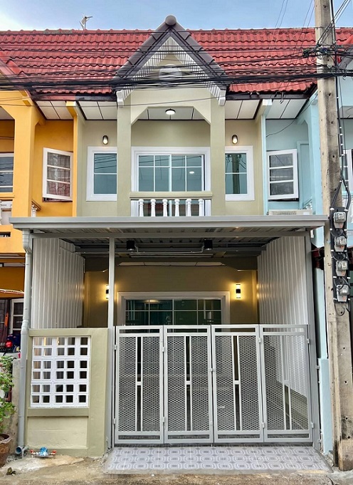ขายทาวน์เฮ้าส์ ตกแต่งใหม่ทั้งหลัง ม.จิตตกาญจน์-บางใหญ่ บางบัวทอง นนทบุรี พร้อมอยู่