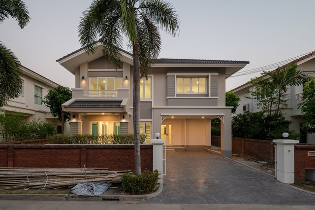 บ้านมือสอง คาซ่า แกรนด์ รัตนาธิเบศร์-ราชพฤกษ์ 69.5 ตร.ว. รีโนเวท ตกแต่งใหม่ จากแบรนด์ Q.House พร้อมอยู่
