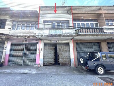 ขายอาคารพาณิช์ 2 ชั้น ถ.ศุขประยูร (ทล.315) ต.บ้านสวน อ.เมือง ชลบุ