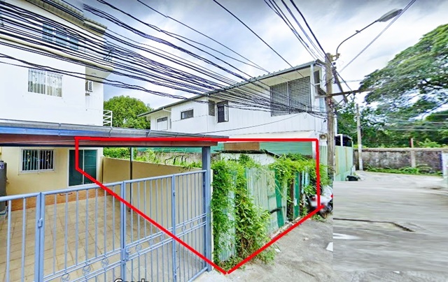 ขายที่ดินถมแล้ว สาธร หลัง รพ. เซ็นหลุยส์  เนื้อที่ 30 ตรว  BTSสุรศักดิ์ 400 ม.  AirBNB สาทร 11  ดรร. อัสสัมชัญ บางรัก