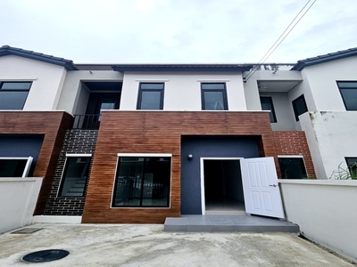  ขายทาวน์โฮม 2 ชั้น ทำเลรังสิต คลอง 7 :: ม.เลอวิลล์ พลัส 23.8 ตร.