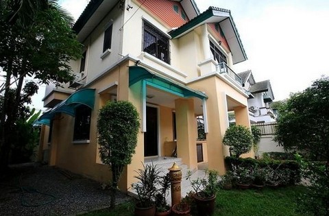  ให้เช่าบ้านเดี่ยว 2ชั้น หมู่บ้านปิยพร นวมินทร์ 74 แยก 3 มี4ห้องนอน2ห้องน้ำ
