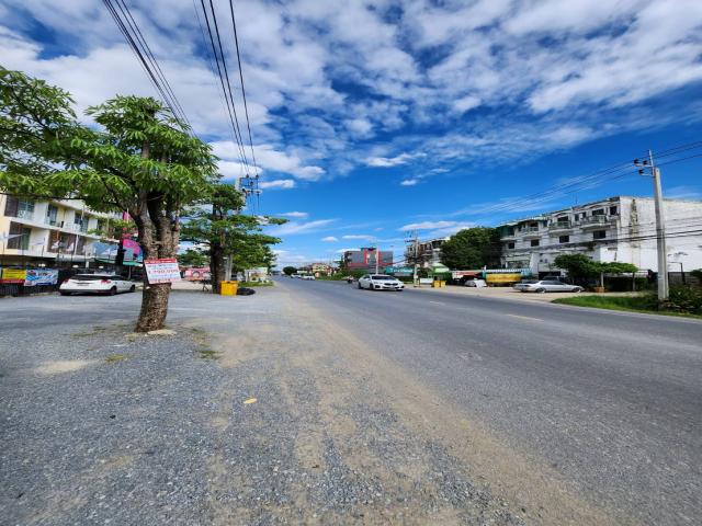 ขายที่ดินทำเลดี ขนาด 200 ตร.ว. อ.บางบัวทอง จ.นนทบุรี เหมาะสร้างออฟฟิส อู่ซ่อมรถยนต์ โกดังสินค้า