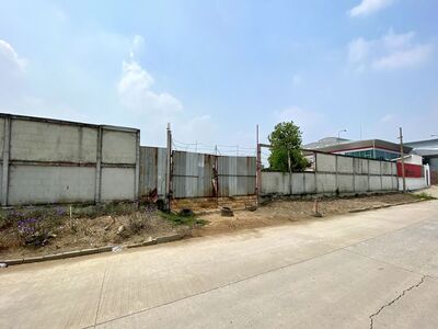 ที่ดินให้เช่า 2 ไร่ ล้อมรั้วแล้ว ถมดินพร้อมใช้งาน ถ.หทัษราฎร์ 63 