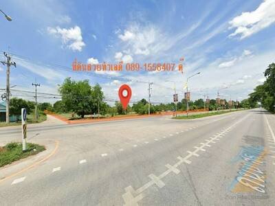 ขายด่วนที่ดินสวยถมแล้ว  6-1-6 ไร่ ติดถนน 2 ด้าน  วิเชียรบุรี เพชร