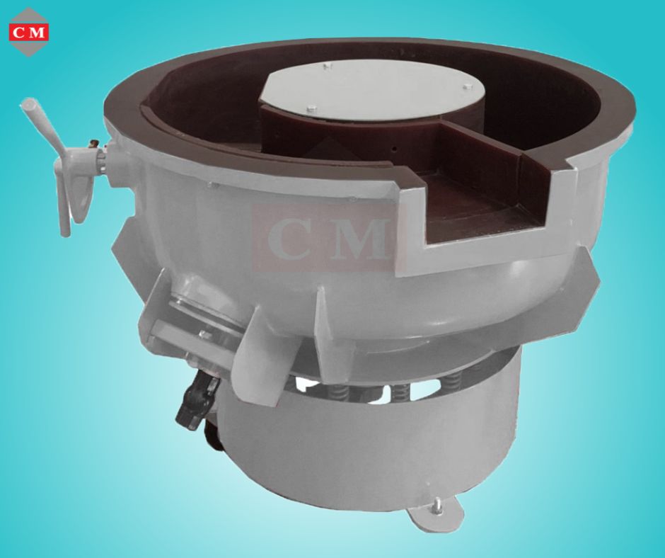 เครื่องขัดผิวโลหะแบบเขย่า แบบมีสะพานแยกชิ้นงาน / Vibratory Finishing Machine