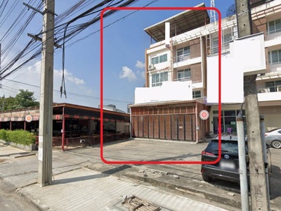 ตลาดหนองจอก 1.2 กม.  2คูหา 6นอน ให้เช่า อาคารพาณิชย์ 3.5 ชั้น 